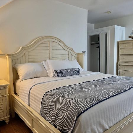 Grand Turk Inn Екстериор снимка